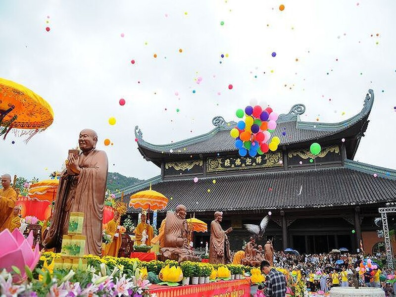 Lễ hội chùa Bái Đính mùa xuân